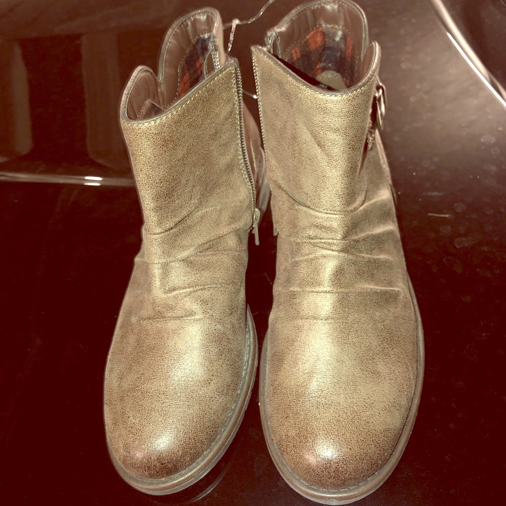 Baretraps Ankle Boots